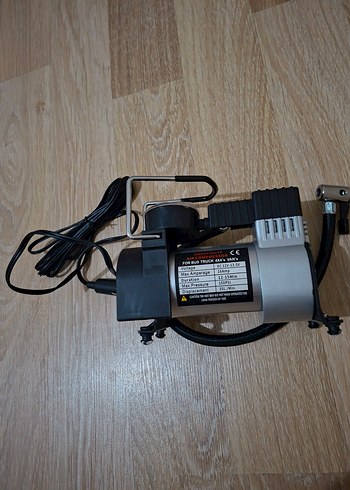 Gri Hava Kompresörü ve Basınç Ölçer - Görsel 3