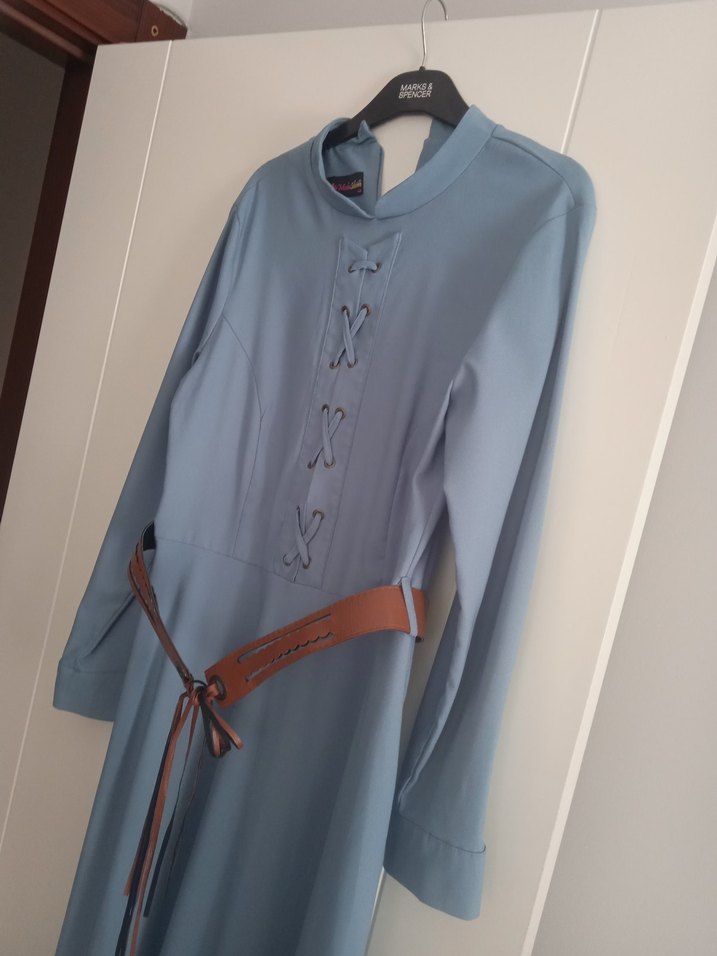 Kemerli Uzun Kollu Uzun Elbise - Görsel 2