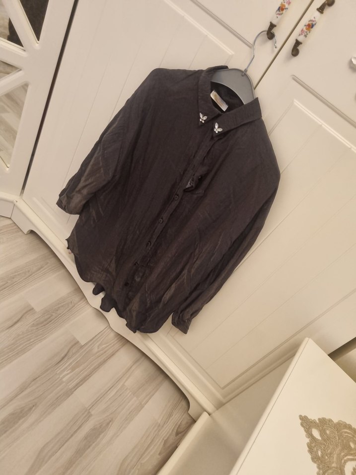 koyu gri parlak saten kömlek düğmeli kollu - Görsel 3