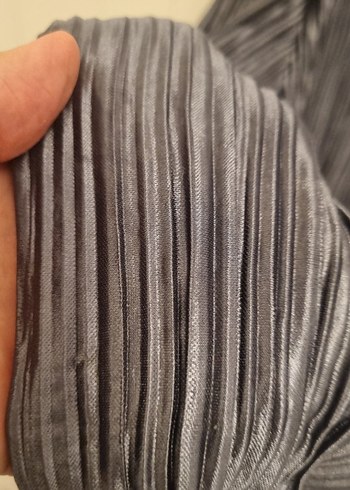 gri cizgili parlak gömlek önden düğmeli - Görsel 2