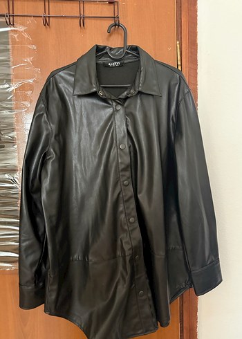 Düğmeli Siyah Deri Kadın Ceket - Görsel 2