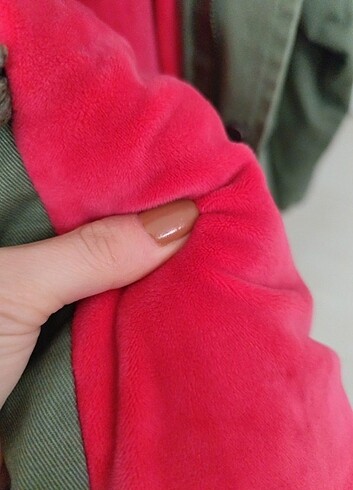 Pembe tüylü parka - Görsel 7