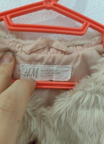 24-36 Ay Beden ten rengi Renk H&M peluş yelek