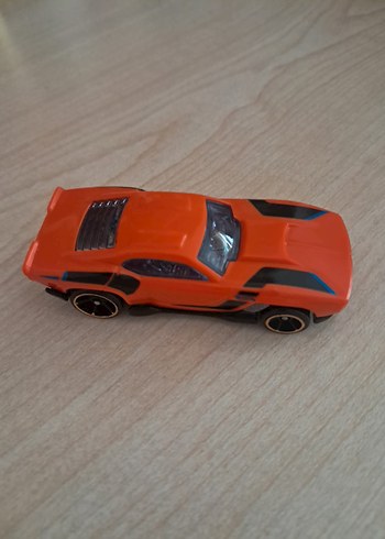 Renkli Kırmızı Oyuncak Araba - Görsel 3