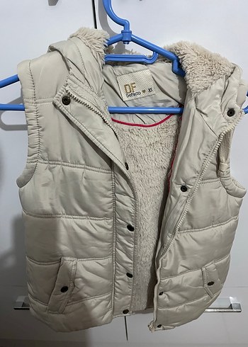 Düğmeli krem Kız Yelek - Görsel 2