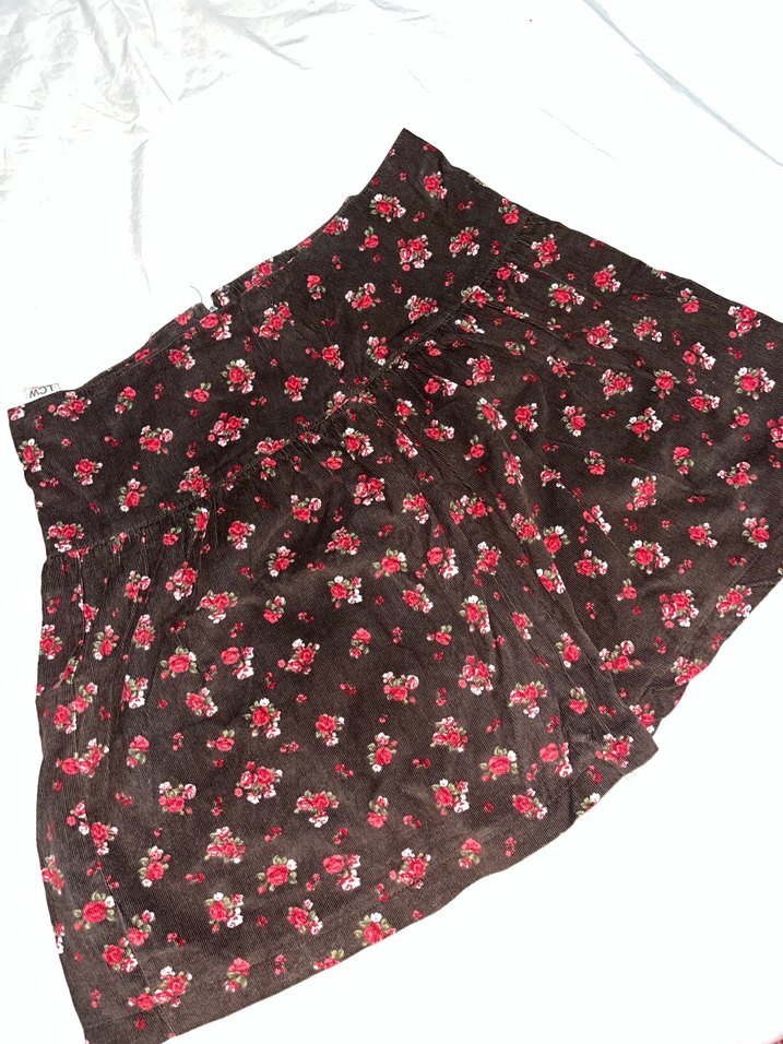 Dantel Detaylı Çiçek Desenli Midi Etek - Görsel 2