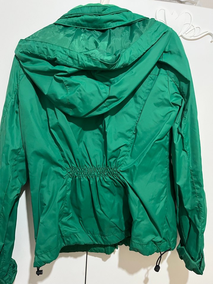 Yeşil Fermuarlı Yağmurluk - Görsel 2