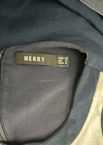 Mavi Çiçek Desenli Kolsuz Günlük Elbise - Görsel 3