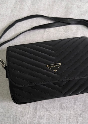 Siyah Deri Fermuarlı Kadın Çanta - Görsel 3