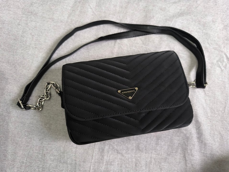 Siyah Deri Fermuarlı Kadın Çanta - Görsel 3