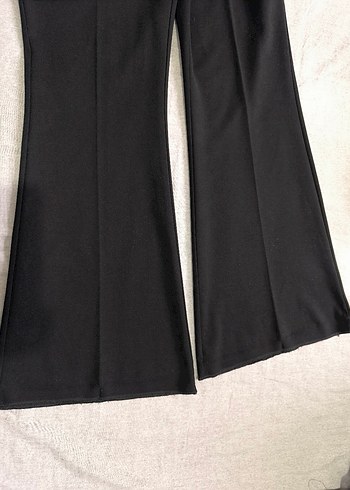 Siyah Kadın İspanyol Pantolon - Görsel 4