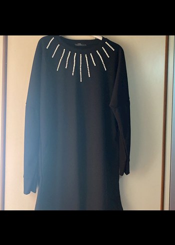 Boncuk İşlemeli Uzun Kollu Siyah Tunik - Görsel 2