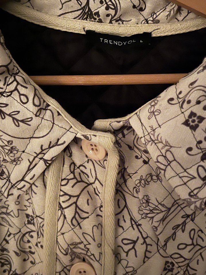 Bej Düğmeli Uzun Kollu Keten Kadın Ceket - Görsel 2