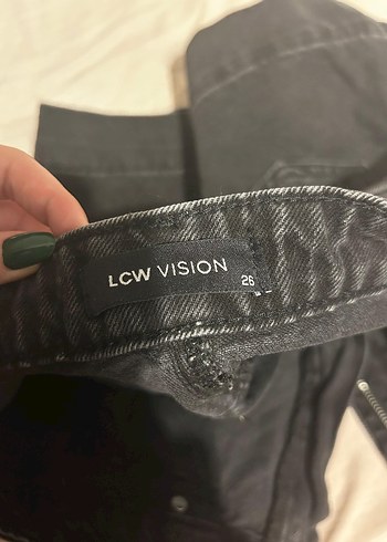 Siyah Mini Denim Şort - Görsel 4