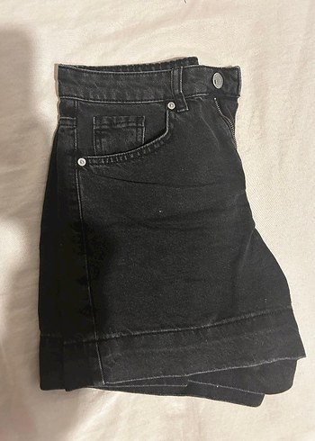 Siyah Mini Denim Şort - Görsel 3