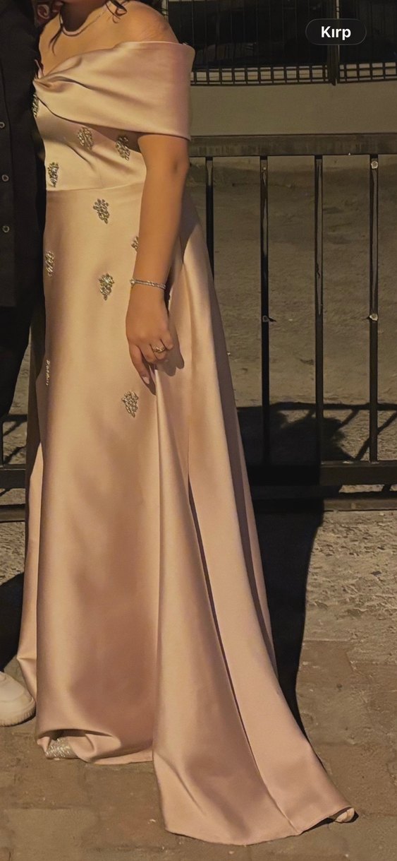 Pembe Payetli Uzun Abiye - Görsel 4