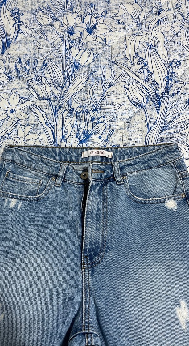 Lacivert Yırtık ve Bağcıklı Rahat Kesim Kadın Kot Pantolon - Görsel 3