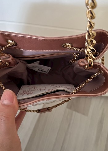 Zincir Detaylı Beyaz Kadın Çanta - Görsel 3