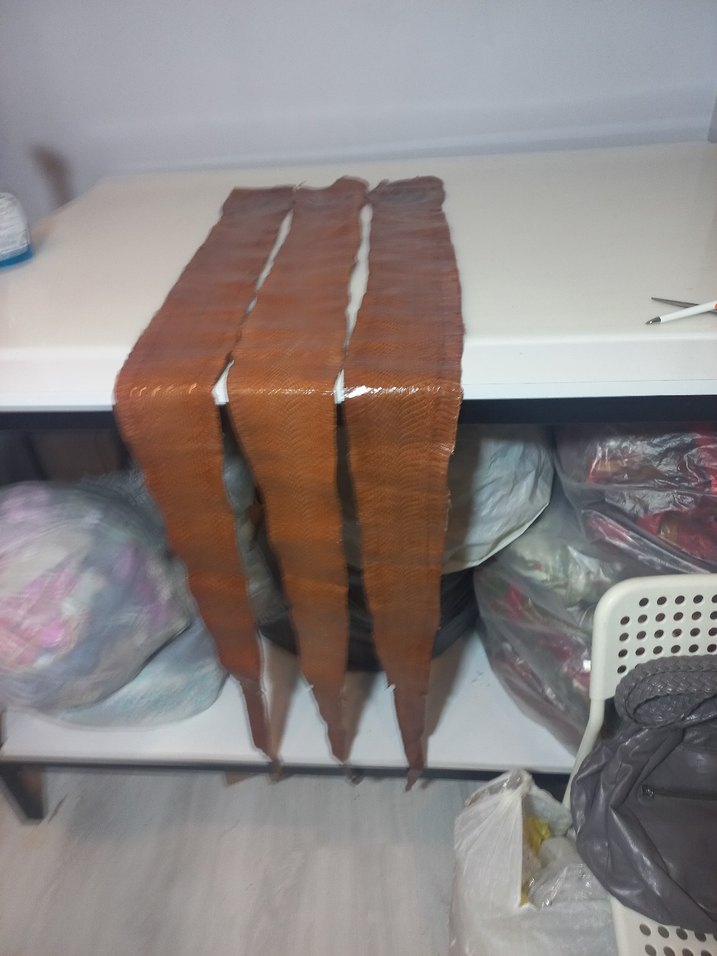 Parlak Kahverengi Yılan derisi - Görsel 4