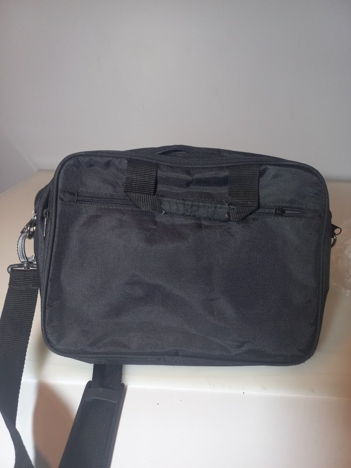 Fermuarlı Siyah Erkek Omuz Çantası - Görsel 4