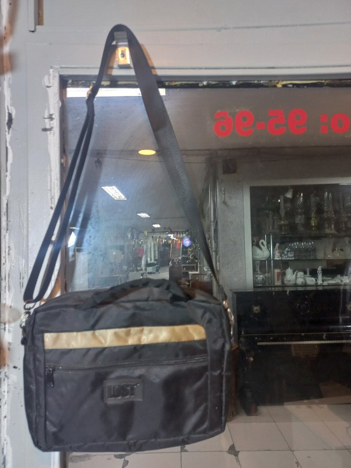 Tokalı Siyah Erkek Omuz Çantası - Görsel 4