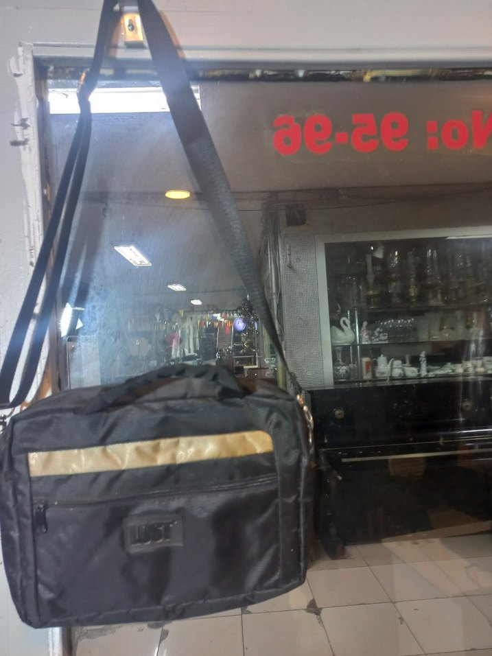 Tokalı Siyah Erkek Omuz Çantası - Görsel 3