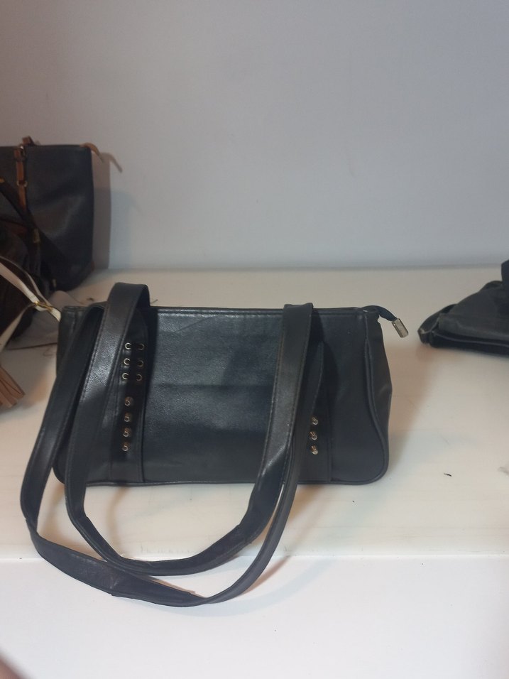 Tokalı Siyah  suni Deri Kadın Çanta - Görsel 3