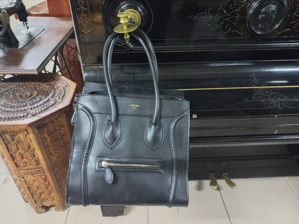 Siyah Parlak  suni Deri Kadın Çantası - Céline - Görsel 5