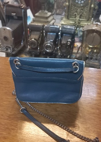 Zincir Detaylı Mavi Deri Kadın Çanta - Görsel 5