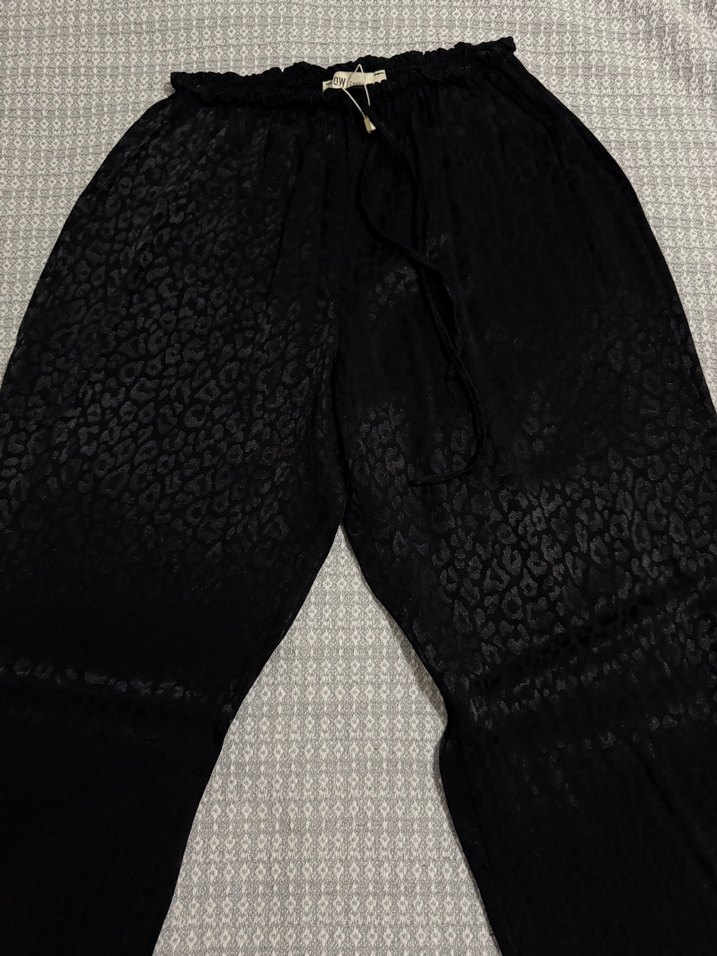 Siyah Yılan Desenli Rahat Kesim Kadın Pantolon - Görsel 2