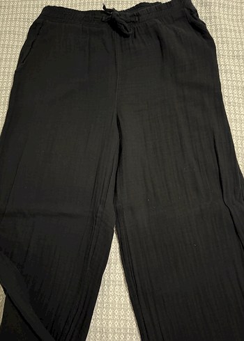 Siyah Kadın Keten Pilili Rahat Pantolon - Görsel 2