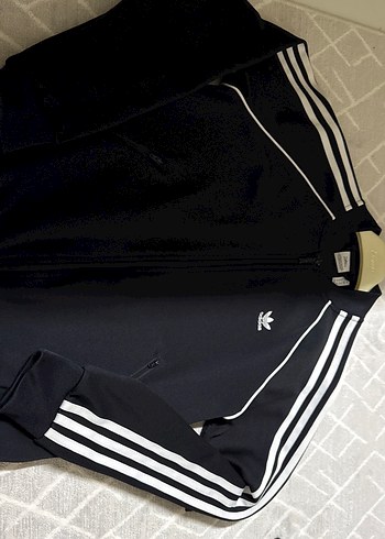 Siyah Fermuarlı Yüksek Yakalı Spor Ceket orijinal ürün - Görsel 4