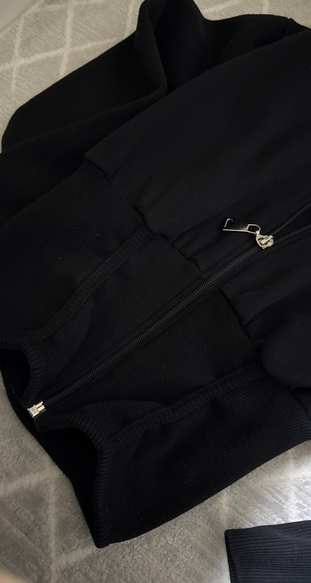 Siyah Fermuarlı Kapüşonlu Kadın Sweatshirt - Görsel 3