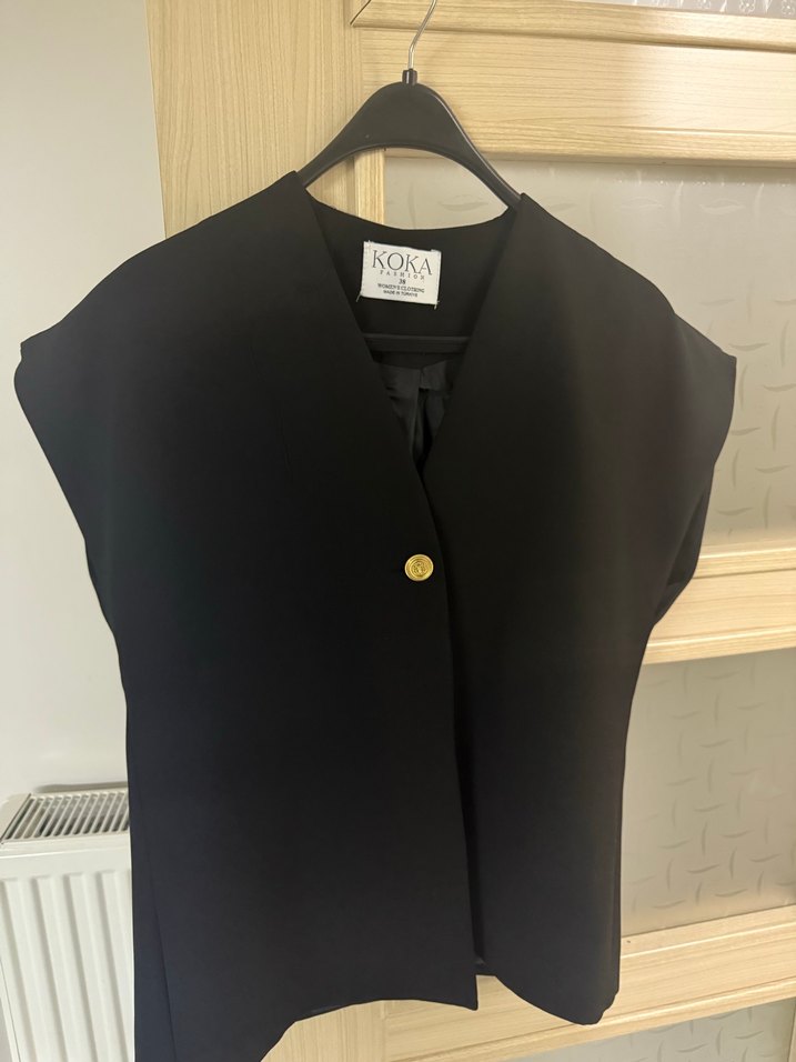 Düğmeli Siyah Kadın Yelek - Görsel 2