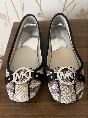 Michael Kors babet
