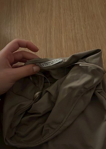 Bej Straplez Midi yırtmaçlı dilvin elbise - Görsel 4