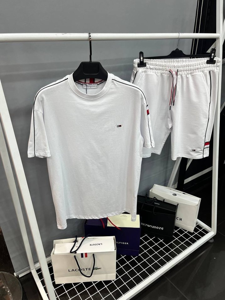 Beyaz Mini Spor Şort - Görsel 3