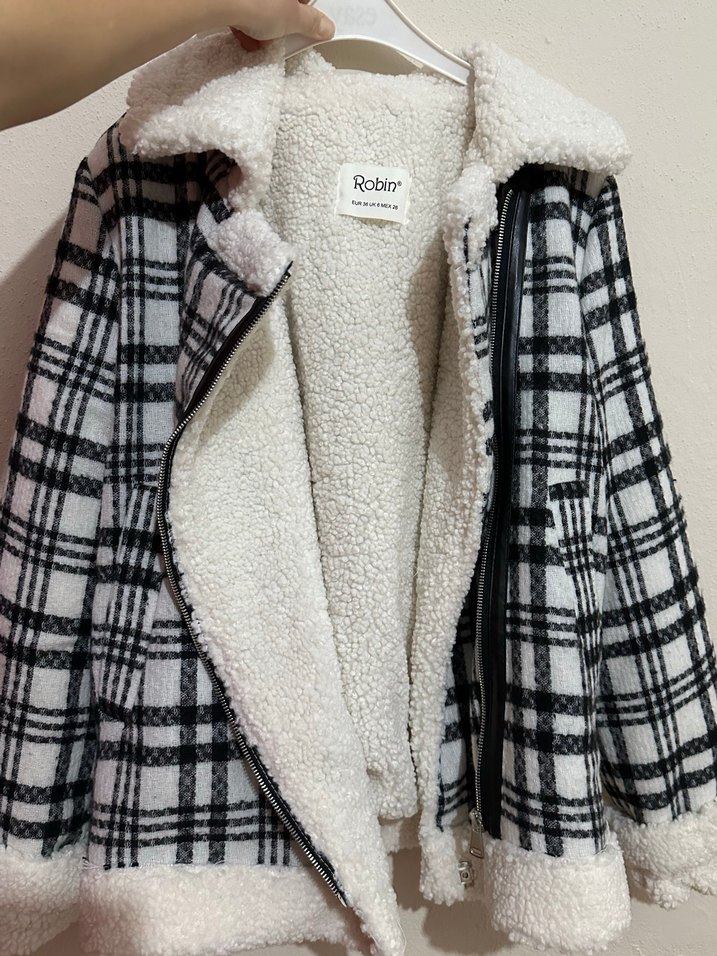 Ekose Desenli Kürklü Kadın Ceket - Görsel 2