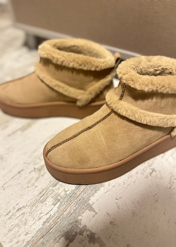 Zara Süet Kürklü Bot - Görsel 7