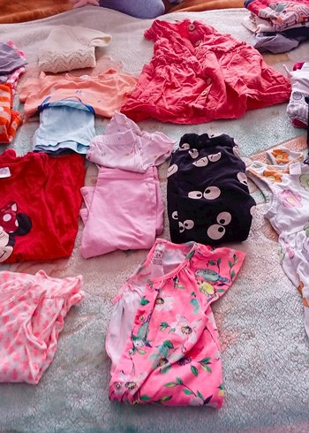 Çocuk battaniyesi 1 yaş kız bebek kıyafeti hepsi beraber - Görsel 3