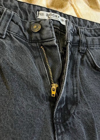 Gri Bağlama Desenli Bol Kesim Kadın Kot Pantolon - Görsel 2