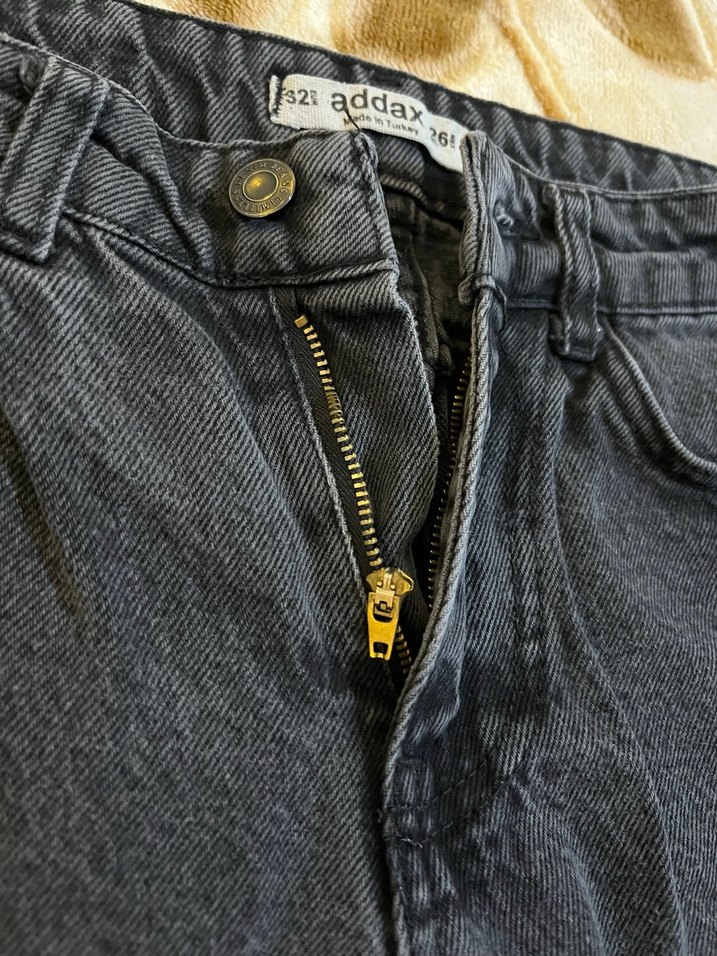 Gri Bağlama Desenli Bol Kesim Kadın Kot Pantolon - Görsel 2