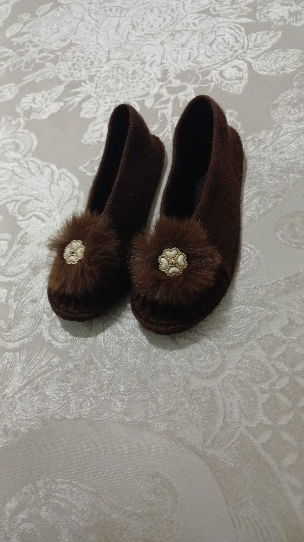 Siyah Kürklü Kadın el yapımı Babet - Görsel 3