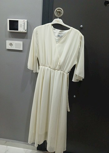 Kadın Beyaz Uzun V Yaka Elbise - Görsel 2