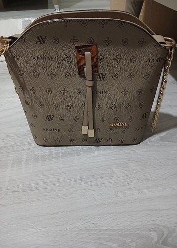 Bej Zincir Detaylı Kadın Deri Çanta - Görsel 3