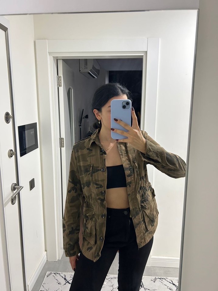 Düğmeli Kamuflaj Kadın Ceket - Görsel 2