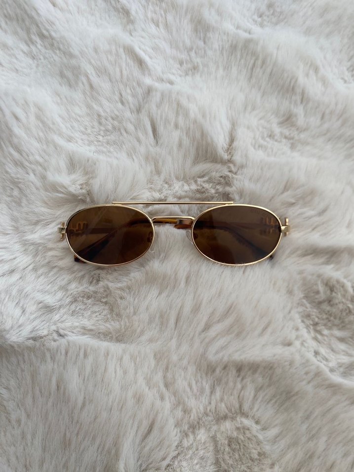 Gri Parlak Kadın Gözlüğü - Görsel 2