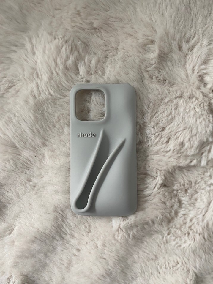 Gri Normcore Telefon Kılıfı - Fur Detaylı - Görsel 2