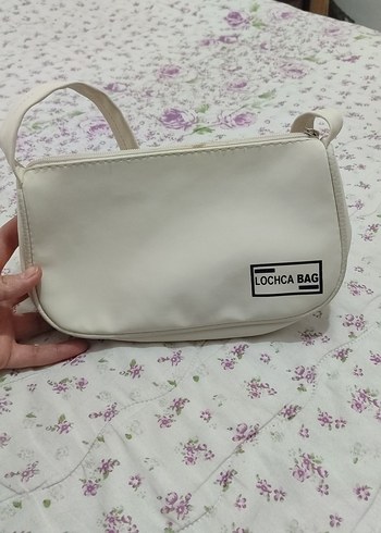 Beyaz Minimalist Kadın Omuz Çantası - Görsel 2