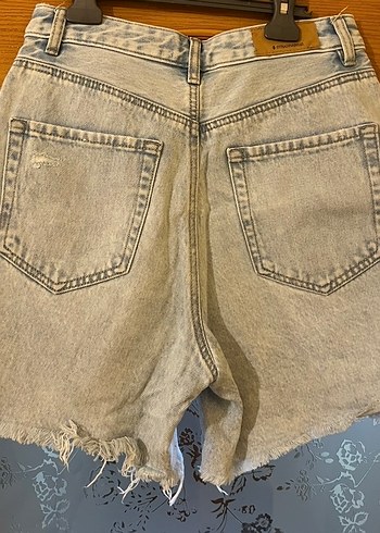 Bohem Tarzı Bej Mini Denim Şort - Görsel 2